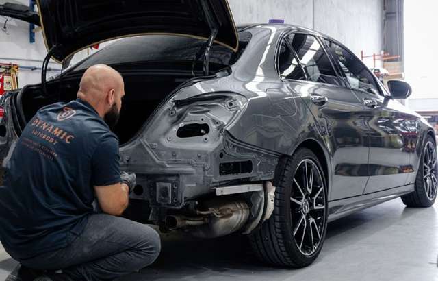 Dynamic Autobody workshop gallery image