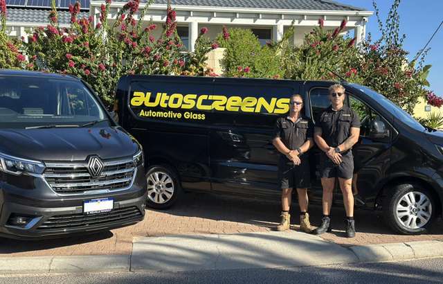 Autoscreens Automotive Glass workshop gallery image