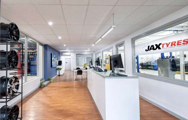 JAX Tyres & Auto Geelong workshop gallery image