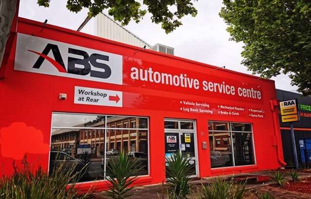 ABS Auto Keswick workshop gallery image