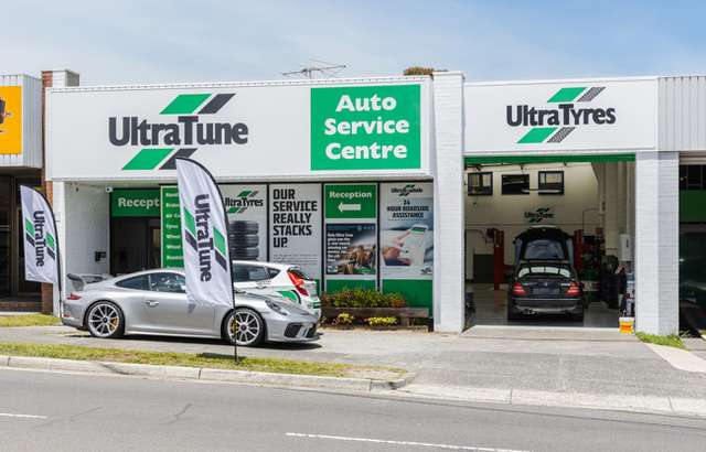 Ultra Tune Ringwood workshop gallery image