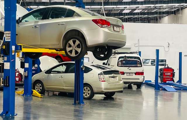 Motorpoint workshop gallery image