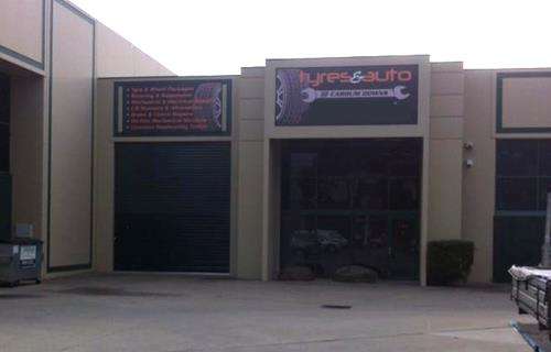 Tyres & Auto Carrum Downs workshop gallery image