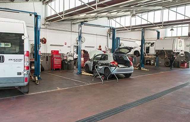 Scarboro Toyota workshop gallery image