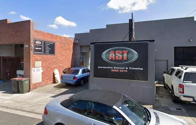 Automotive Sunroof and Trimming workshop gallery image