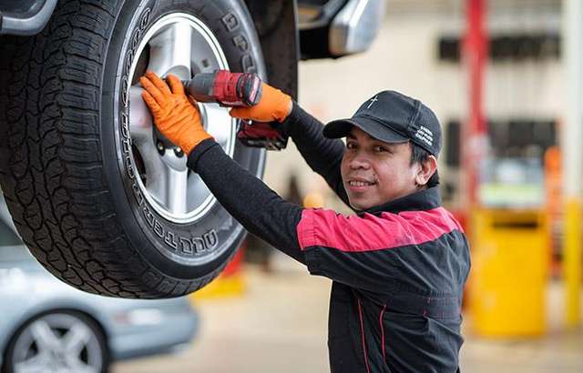 Osborne Park Nissan workshop gallery image