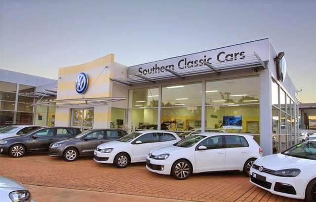 Southern Classic Cars - Wollongong workshop gallery image