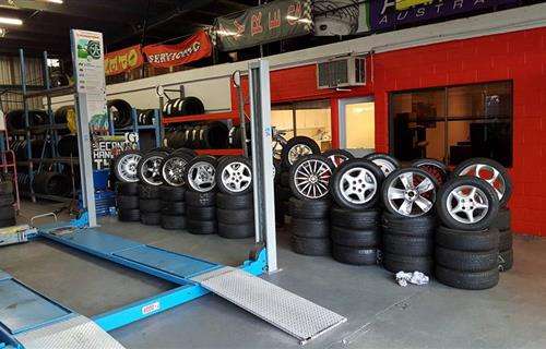 Tyre Deals & Auto Service Centre workshop gallery image