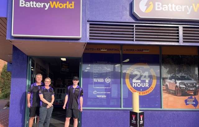 Battery World Erina workshop gallery image