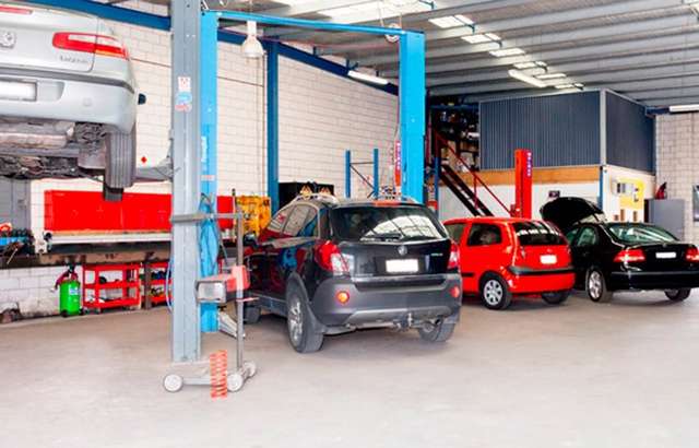 Lanz Motors workshop gallery image