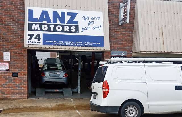 Lanz Motors workshop gallery image