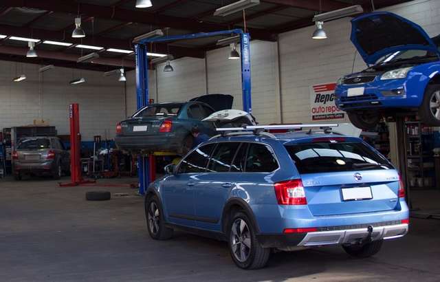 Jackmans Garage Pty Ltd workshop gallery image