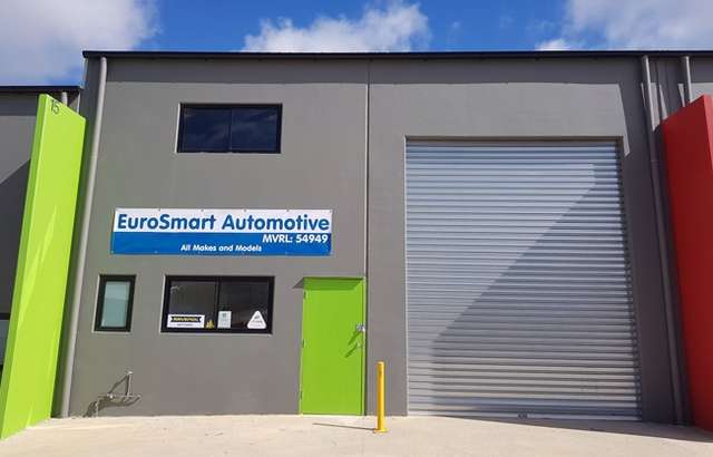 EuroSmart Automotive workshop gallery image
