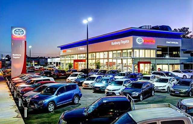 Bunbury Toyota workshop gallery image