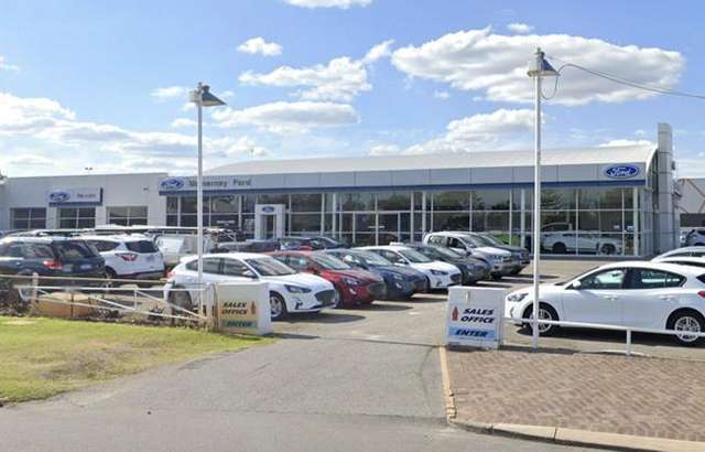 McInerney Ford workshop gallery image