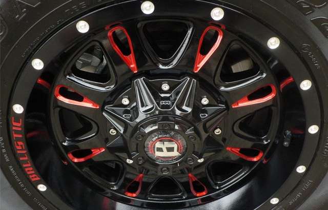 Grahams Street Wheels & Tyres workshop gallery image