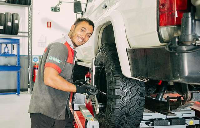 Bridgestone Select Tyre & Auto Clarkson workshop gallery image