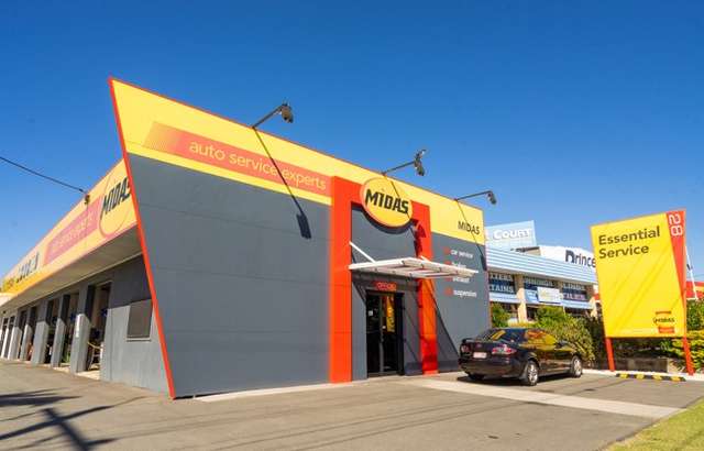 Midas Burleigh Heads workshop gallery image
