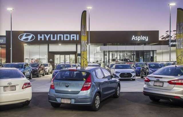 Zupps Aspley Service Centre workshop gallery image