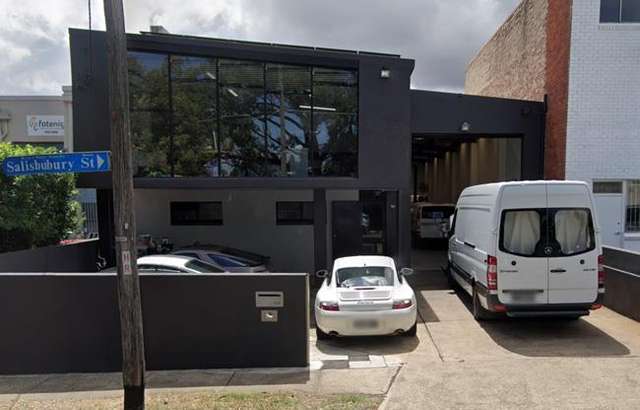 Euro Automotive Service Centre workshop gallery image