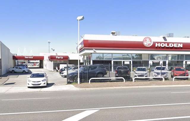 Metro Motors Holden workshop gallery image
