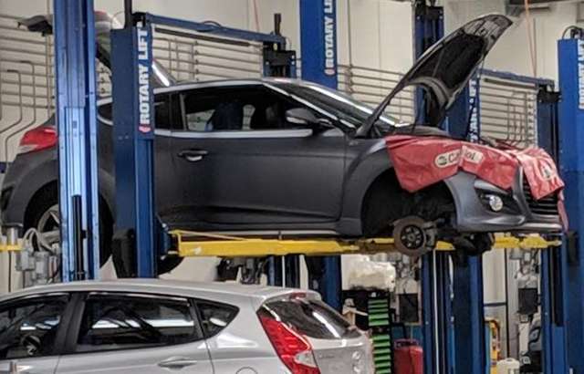 Castle Hill Hyundai workshop gallery image