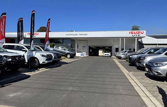Australian Motors Isuzu Ute workshop gallery image
