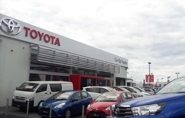 Co-op Toyota Hobart workshop gallery image