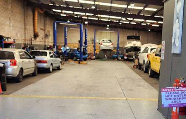 Alfa Automotive & Tyre Centre workshop gallery image
