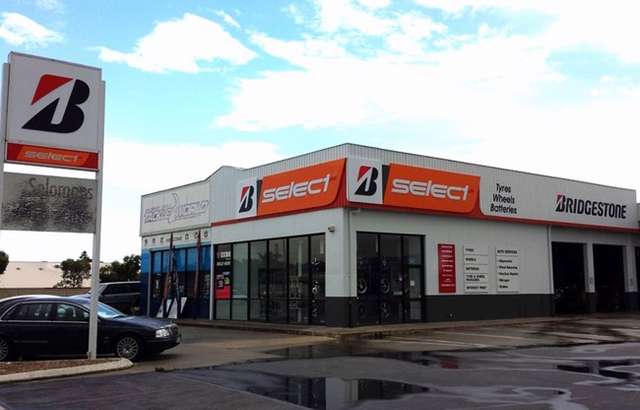 Bridgestone Select Tyre & Auto Salisbury (SA) workshop gallery image