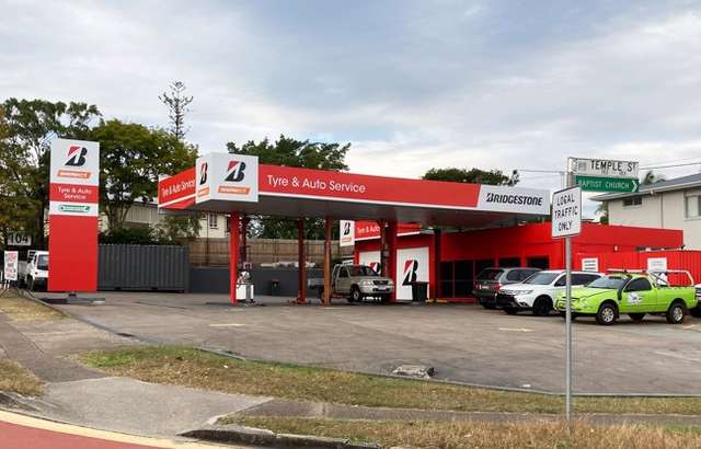 Bridgestone Select Tyre & Auto Coorparoo workshop gallery image