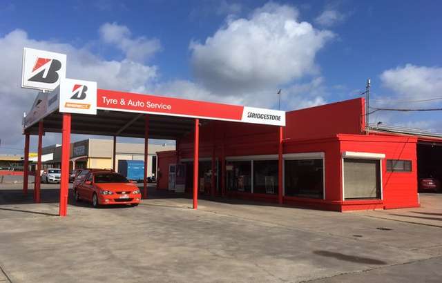 Bridgestone Select Tyre & Auto Murray Bridge workshop gallery image