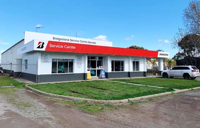 Bridgestone Service Centre Benalla workshop gallery image