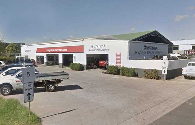 Bridgestone Service Centre Mudgee workshop gallery image