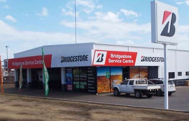 Bridgestone Service Centre Geraldton workshop gallery image