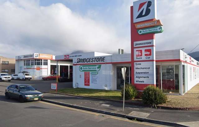 Bridgestone Select Tyre & Auto Moonah TAS workshop gallery image