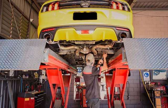 Bridgestone Select Tyre & Auto Townsville (Garbutt) workshop gallery image