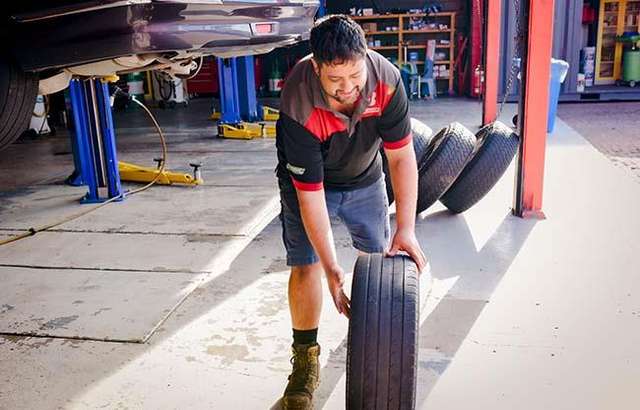 Bridgestone Select Tyre & Auto Townsville (Garbutt) workshop gallery image