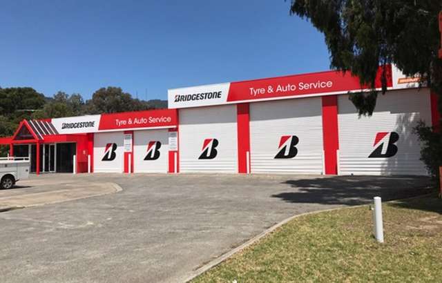 Bridgestone Select Tyre & Auto Kilsyth workshop gallery image