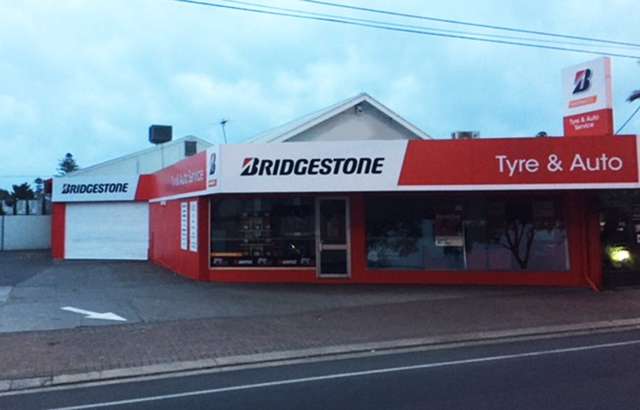 Bridgestone Select Tyre & Auto Glenelg workshop gallery image