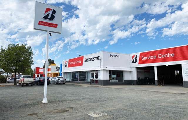Bridgestone Service Centre Echuca workshop gallery image