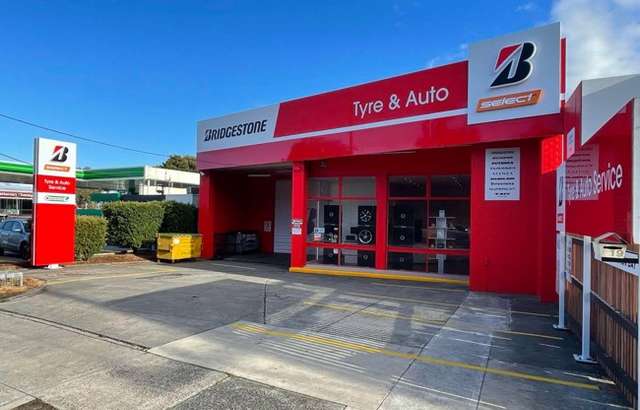 Bridgestone Select Tyre & Auto Vermont workshop gallery image