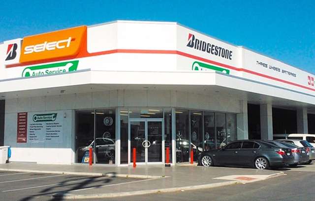 Bridgestone Select Tyre & Auto Kidman Park workshop gallery image