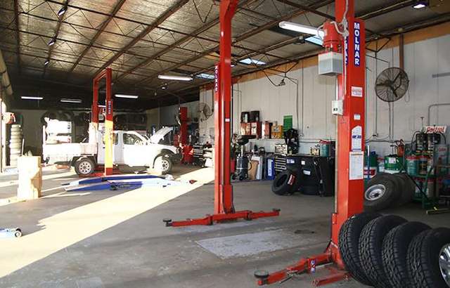Bridgestone Service Centre Bendigo North workshop gallery image