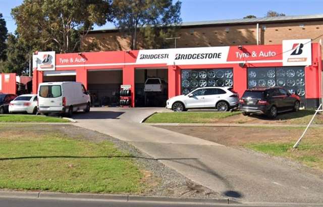 Bridgestone Select Tyre & Auto Maribyrnong workshop gallery image