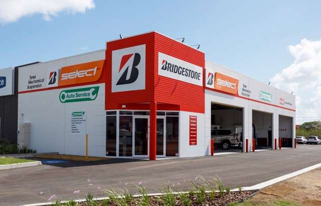 Bridgestone Select Tyre & Auto Fairfield Waters workshop gallery image