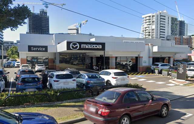 Newstead Mazda workshop gallery image