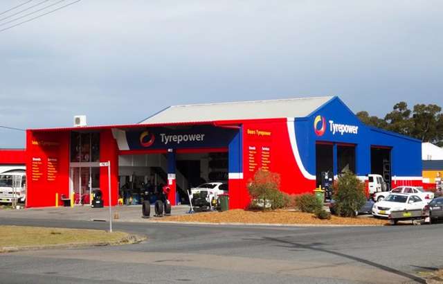 Bears Tyrepower Tuncurry workshop gallery image