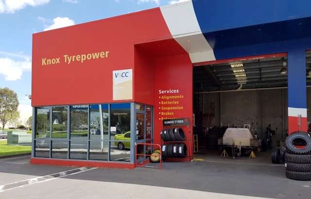 Knox Tyrepower workshop gallery image