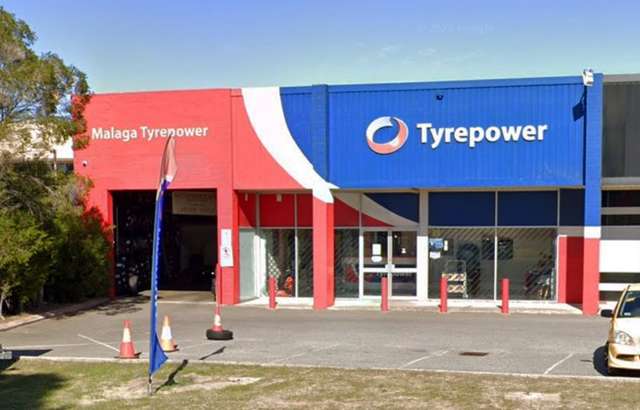 Malaga Tyrepower workshop gallery image
